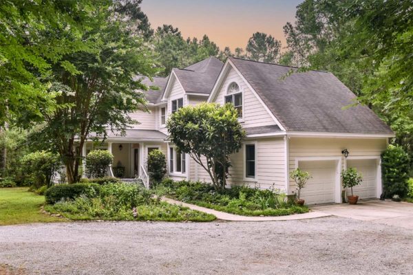 1940 Longcreek Wadmalaw Home with Tidal Creek Dock