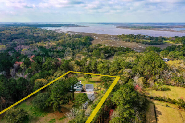 Wadmalaw Island Home for Sale 1415 Martins Point Road