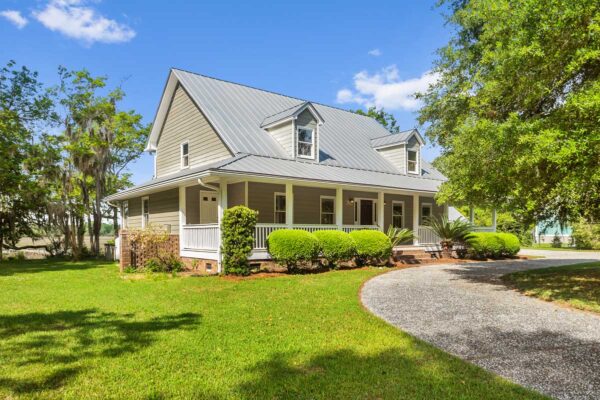 Waterfront Home in Meggett | 4411 Lord Proprietors Road