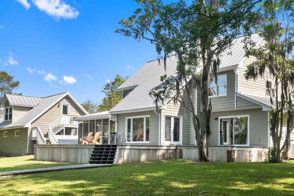 Waterfront Home in Meggett | 4411 Lord Proprietors Road