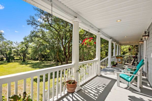 Marshfront home on Wadmalaw Island | 2660 Cherry Point Road