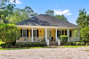 Three-Bedroom Guest House